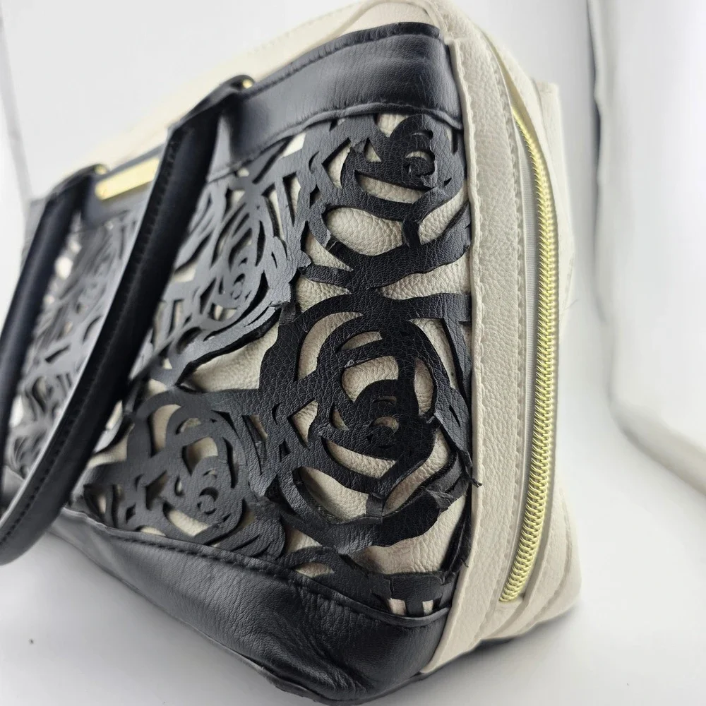 Betsey Johnson‎ Rose Satchel Bag Womens Fair Goth Romantic Edgy Floral Contrast